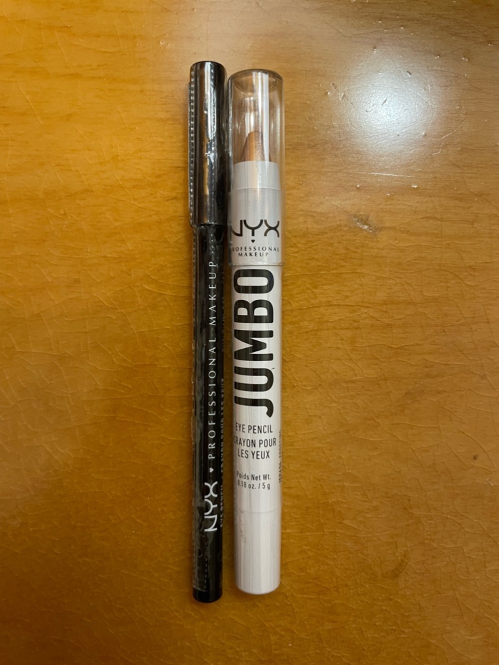 NEW BUNDLE NYX Jumbo Eye Crayon Frosting and Black Eyeliner Pencil